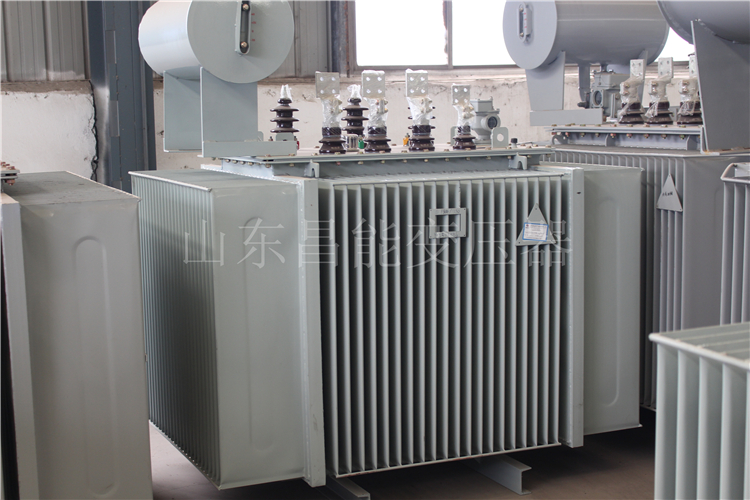 汕尾S13-1600KVA变压器